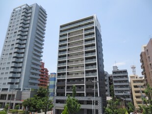 ﾗﾗﾌﾟﾚｲｽ大阪ｻﾞ･ﾘｳﾞｧｰｼﾞｭ（506）の物件外観写真